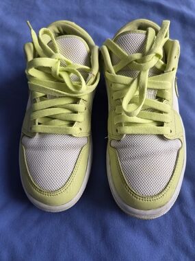 Nike Kids Yellow and White Lace-Up Sneakers